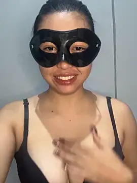 riiiii   online show from April 24, 5:16 pm