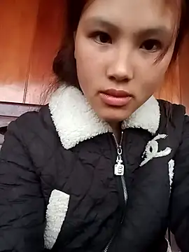 mai-lovelyy online show from April 23, 8:11 am