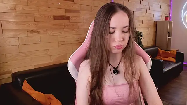 LilaMccoy online show from August 5, 3:57 am