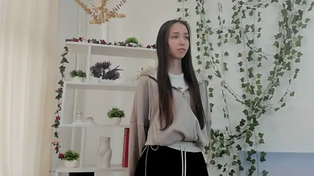 FlorineBuskey online show from April 25, 5:32 am