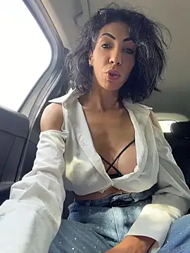 Yasmiinee online show from April 28, 12:20 pm