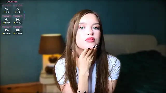 HornyAdelee online show from April 28, 1:59 pm