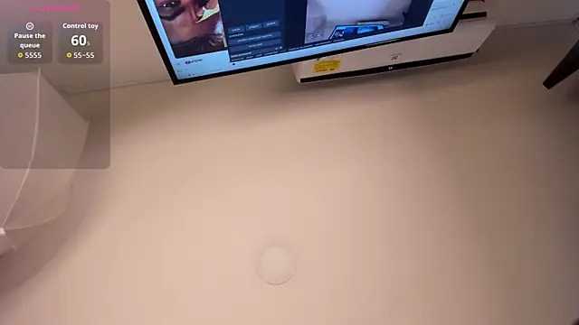 Sky Loren online show from July 28, 3:37 am