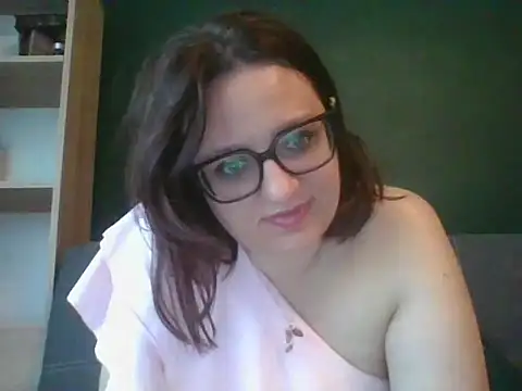 sensual paris online show from May 7, 5:34 am