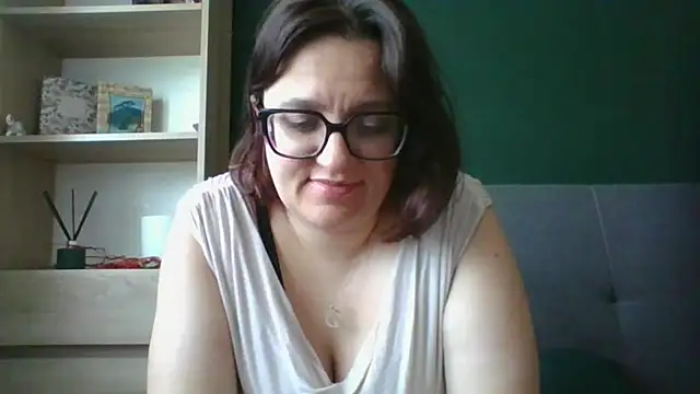 sensual paris online show from July 13, 5:30 am