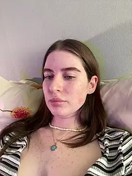 Lili of sin online show from July 3, 9:04 am