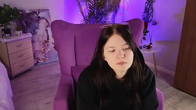 TammaraKurban online show from April 28, 1:04 pm