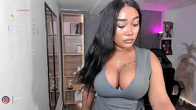 alessia anderson online show from November 7, 1:06 pm