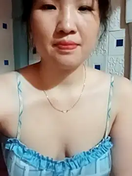Kee2000 online show from June 21, 3:27 pm