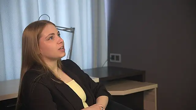 JanaHove online show from April 29, 9:01 am