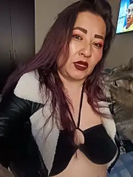 Morchis esmeralda online show from June 9, 9:03 pm