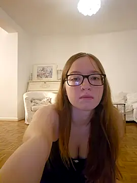 Freaky-Doll online show from August 2, 8:12 pm