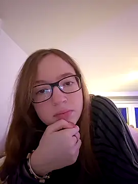 Freaky-Doll online show from May 16, 12:24 am