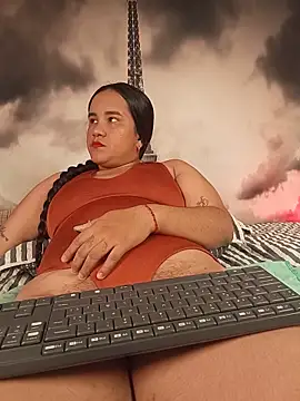 NATY BUSTOS online show from June 5, 7:42 pm
