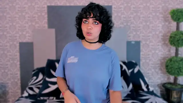 HornetNoir online show from April 30, 1:38 pm