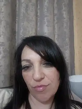 MalvikaLov online show from May 4, 6:01 pm