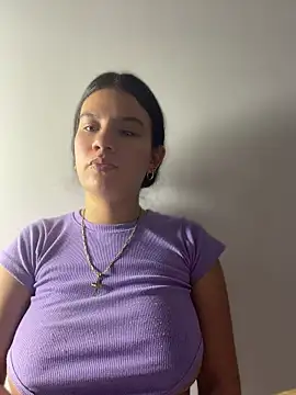 Miasecret18 online show from June 3, 4:13 am