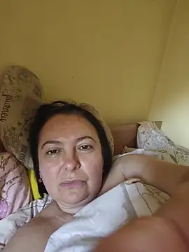 EmmaEmmy40 online show from May 17, 12:15 pm