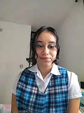 L0lita Emi12 online show from June 26, 9:16 pm