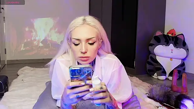 necroblonde online show from June 4, 1:44 am