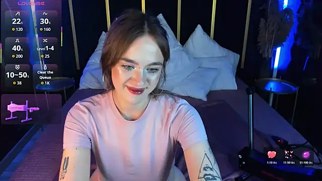 Sabrina Hamilton online show from June 13, 4:26 pm