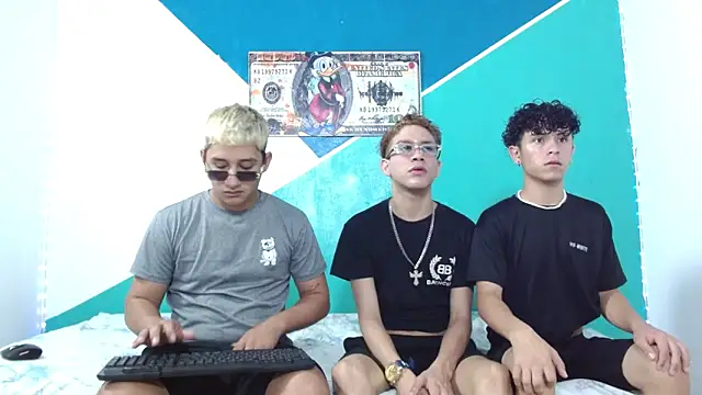wild boys zs online show from May 28, 5:27 am