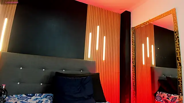 CloeMature online show from July 24, 3:59 am
