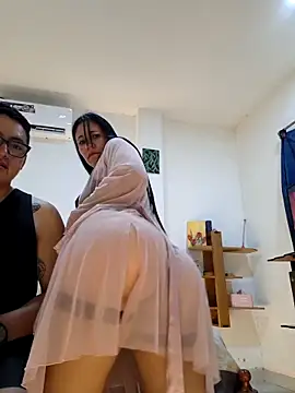 fuullsex online show from May 24, 4:22 am