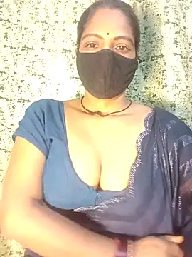 Juli 80 online show from July 19, 6:43 pm