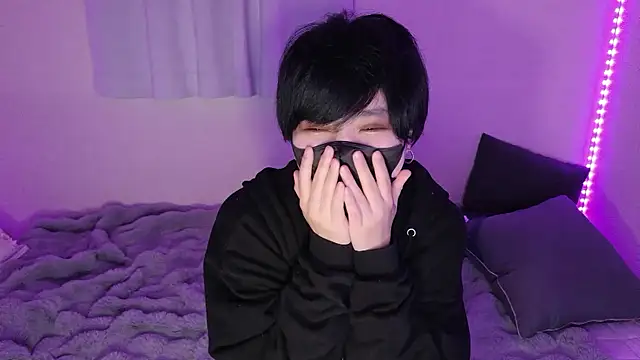 boyishmikuri online show from July 2, 2:01 pm