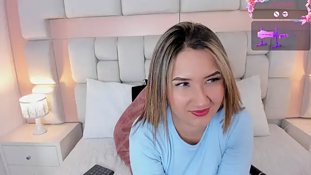 Arianna Davis online show from June 24, 7:13 pm