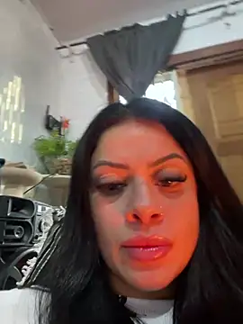belababyy online show from June 29, 11:32 am