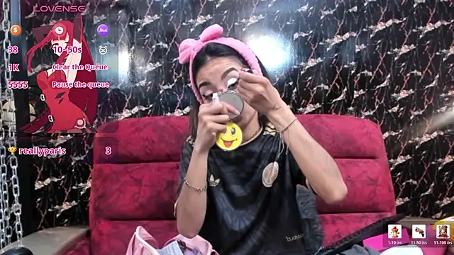 LunaiXMoon  online show from June 9, 12:15 pm
