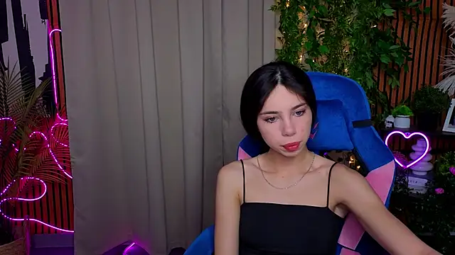 AnnaPeters online show from May 13, 11:27 am