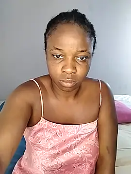 JuicyHoney 01 online show from June 27, 5:30 am