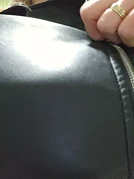 MILFBARBY online show from March 4, 8:32 am