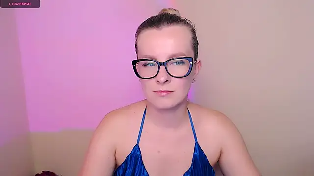 MariaTess  online show from June 15, 1:33 pm