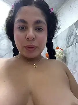 Yassy 11 online show from July 31, 8:43 pm