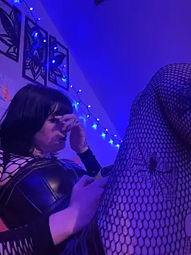VivianRose33 online show from May 15, 12:16 am