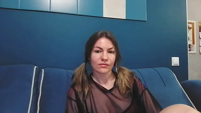 Margarett online show from May 12, 6:47 pm
