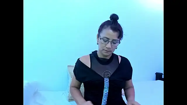 Ms Amada online show from May 16, 12:13 am