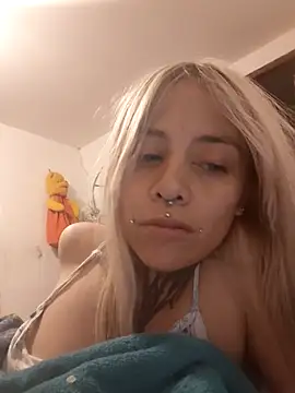 sofigirlgold online show from May 13, 7:36 am