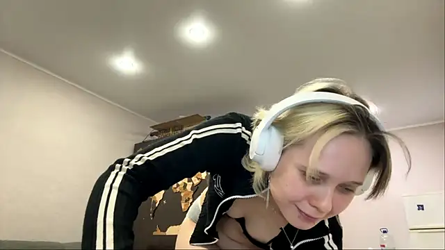 CuteLilit online show from June 13, 7:11 pm