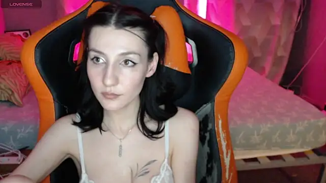 honblisss online show from May 15, 12:05 am