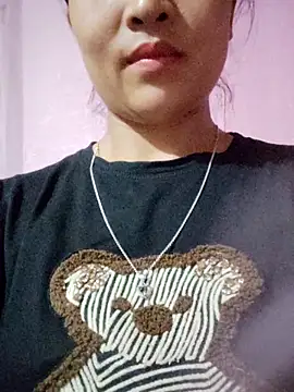 Olivia-ly online show from May 18, 2:43 am