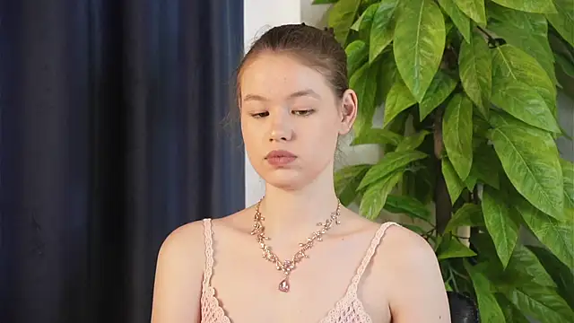AlberthaVezza online show from May 21, 11:41 am