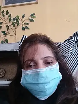 tanya2610 online show from May 15, 8:17 am
