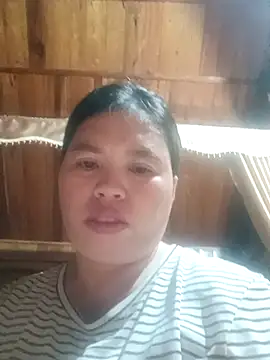 -Yeyi- online show from May 17, 1:43 pm
