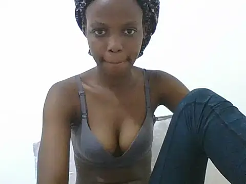 chickcute12 online show from June 14, 1:11 pm