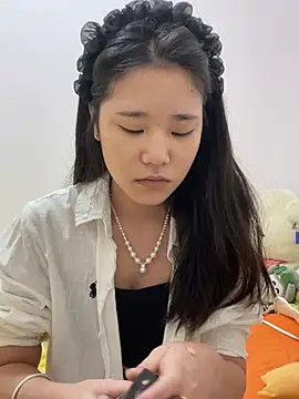 yu598188 online show from June 14, 4:03 am